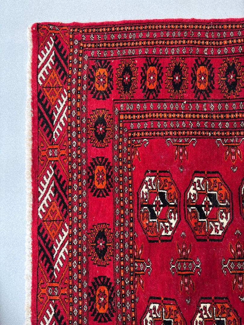 ヴィンテージ　パキスタンラグ 絨毯 トライバルラグ 手織り絨毯