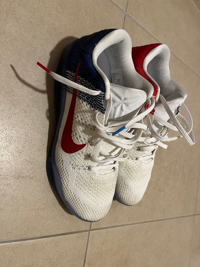 NIKE Kobe11 USAカラー