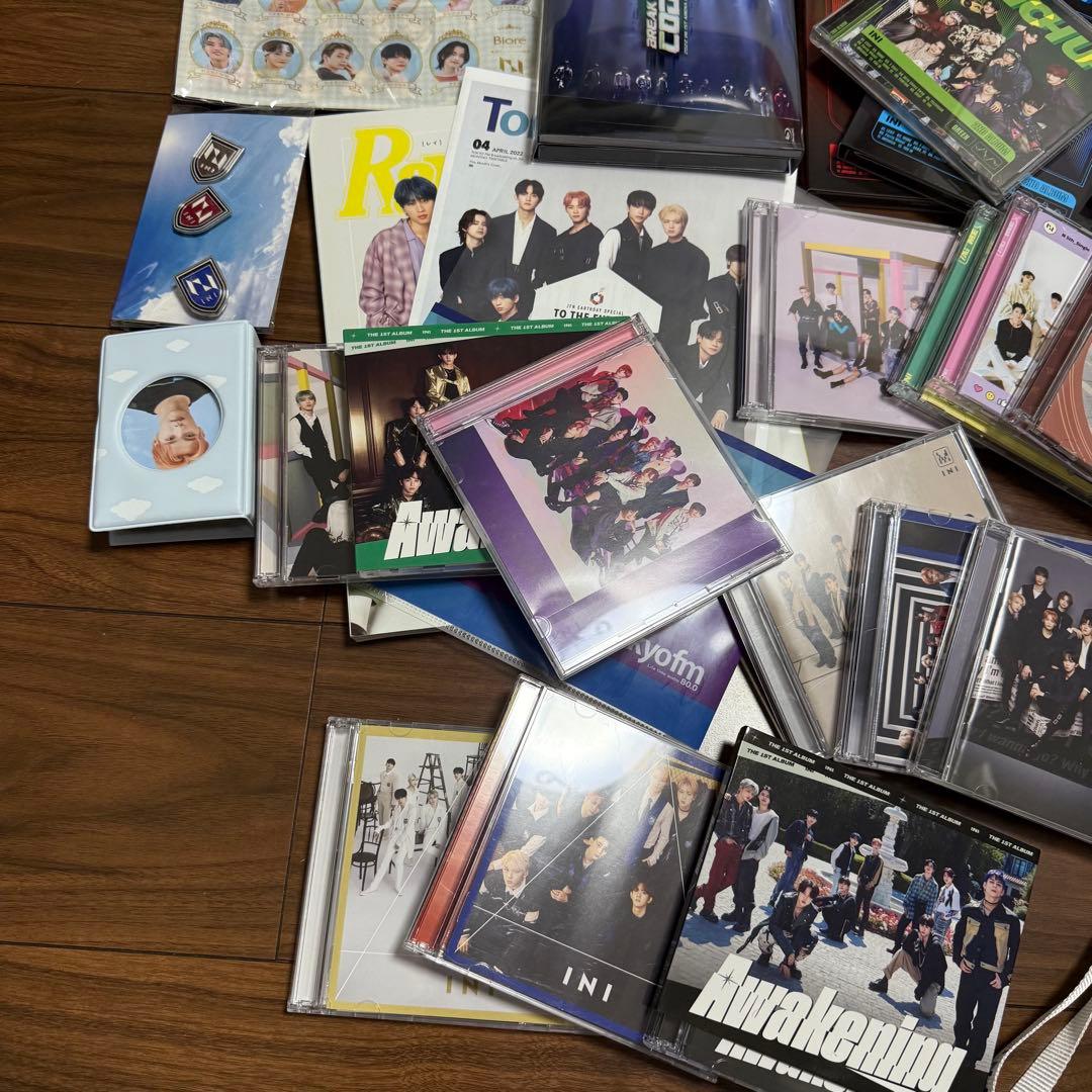 トレカ44枚　レア　INI 初期グッズセット フォトカード付き　ペンライト