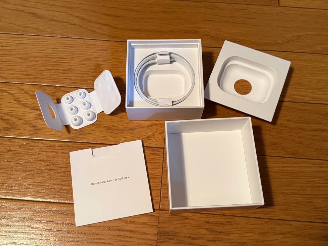 AirPods Pro（第2世代）　(型番:MQD83J/A)