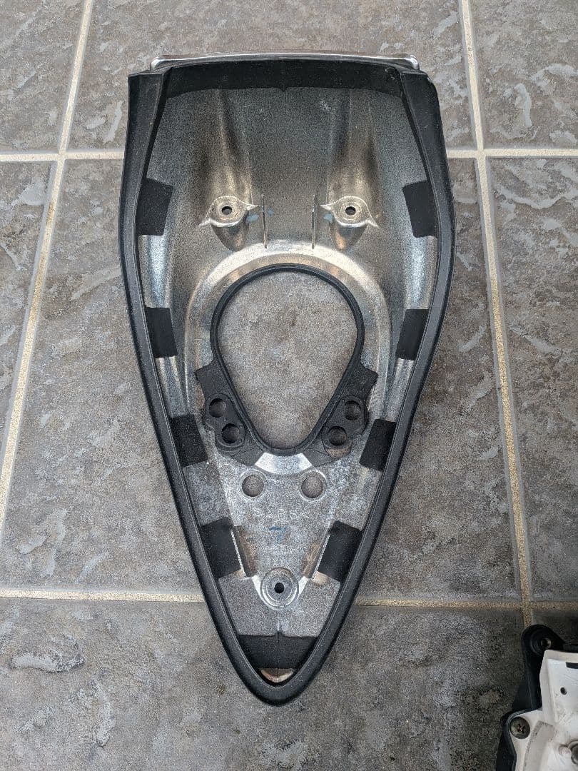 ドラッグスター400 タンク メーター カバー