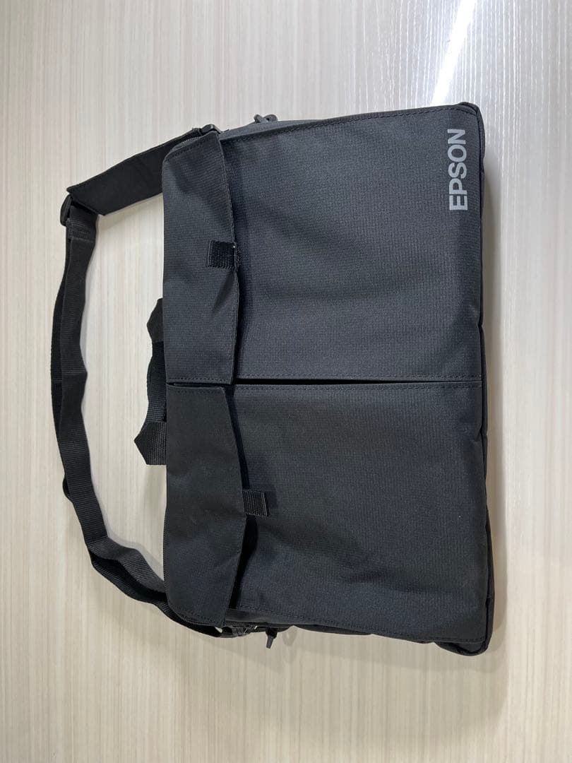 EPSON プロジェクター　EB-1751 ビジネス/ホーム兼用