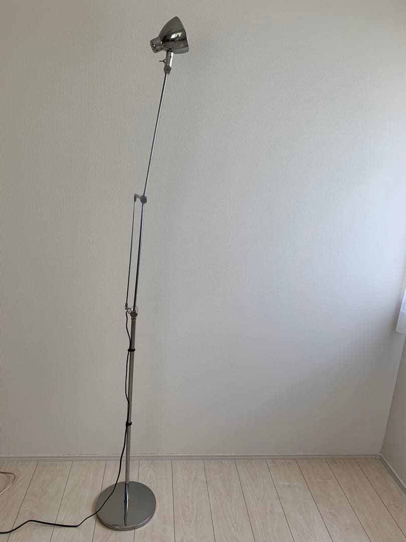 IKEA Antifoni アンティフォニーフロアスタンド
