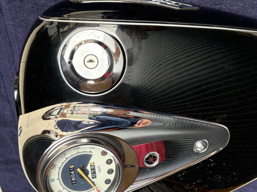 ドラッグスター250 純正タンク(メーター付き)