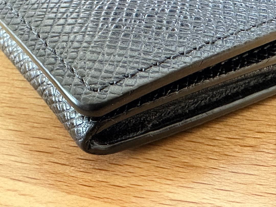 ペッレモルビダ　名刺入れ　カードケース