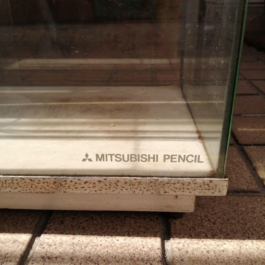 ガラスショーケース　三菱ペンシル　EXCEED