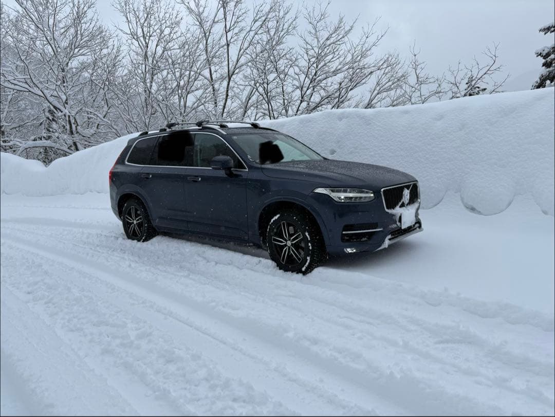 235/60/18 スタッドレス　ホイールセット　ボルボ　XC90