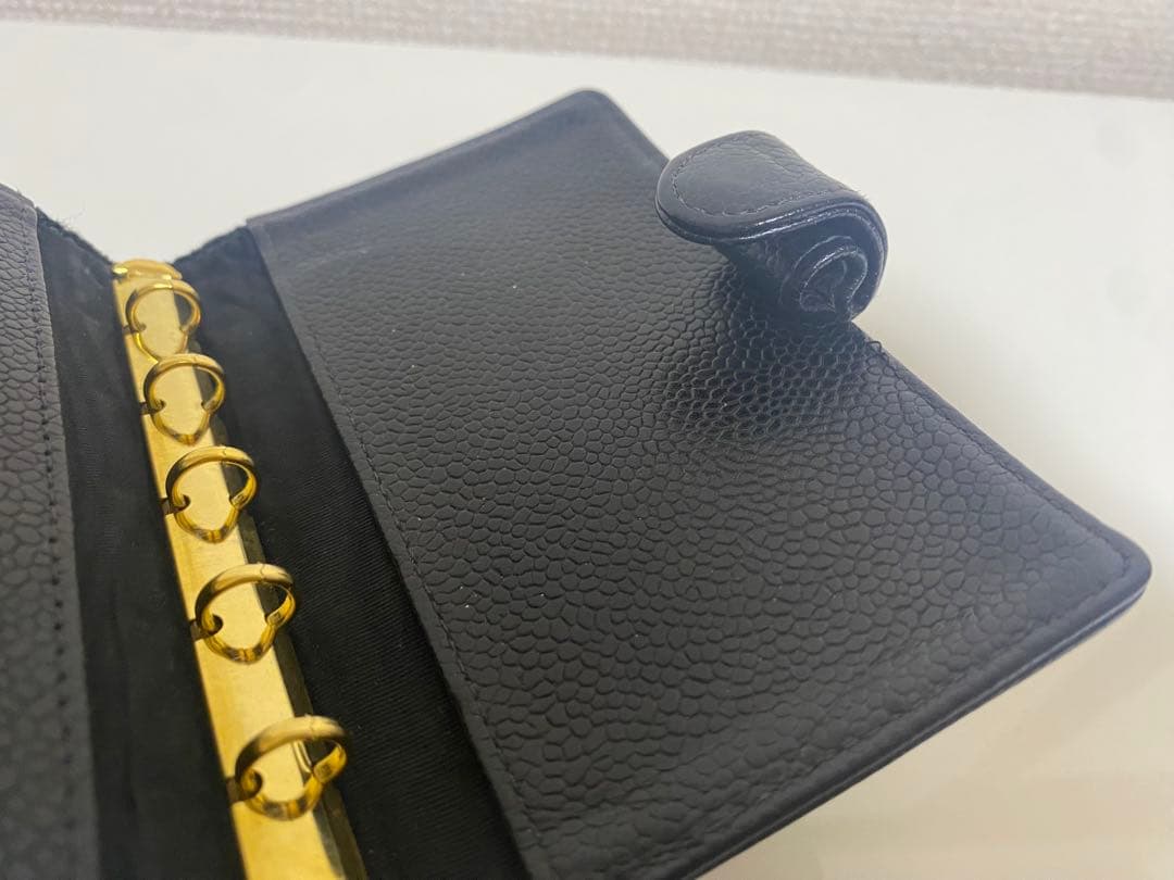【CHANEL】本革ココマークキャビアスキン手帳 シャネルマトラッセ