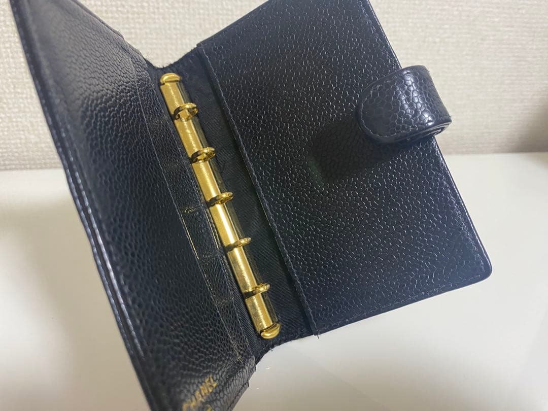 【CHANEL】本革ココマークキャビアスキン手帳 シャネルマトラッセ