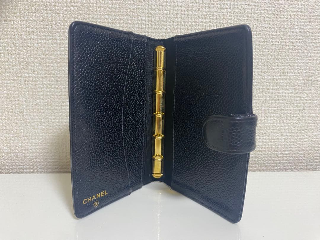【CHANEL】本革ココマークキャビアスキン手帳 シャネルマトラッセ