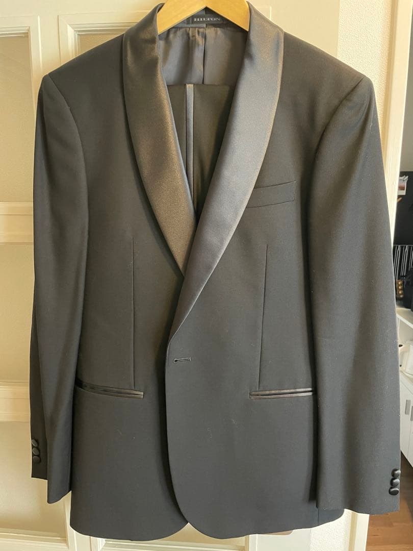 【美品】ヒルトン　メンズ　タキシード　黒　ブラック　結婚式　コンサート　食事会