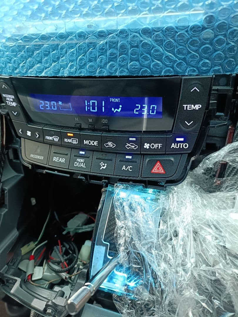 20 ヴェルファイア アルファード 後期Fエアコンスイッチ LED打ち替え品