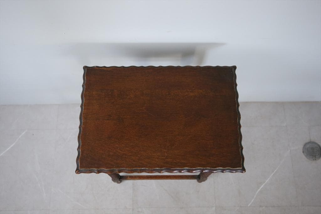 英国アンティーク木製サイドテーブル/オケージョナル机/飾り棚/花台(92-195