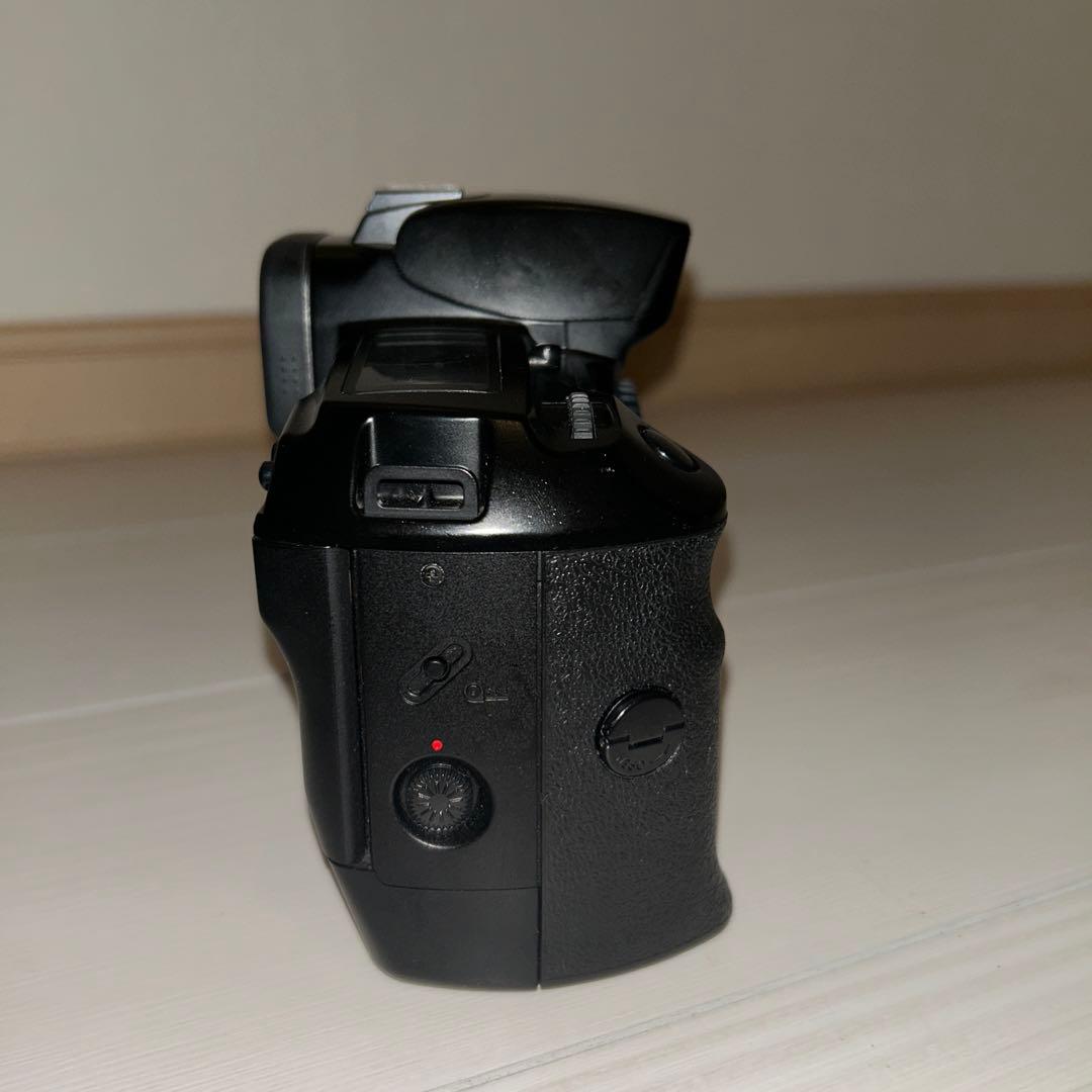 Canon EOS 5QD+EF 28-105mm+EF 100-300mm付き