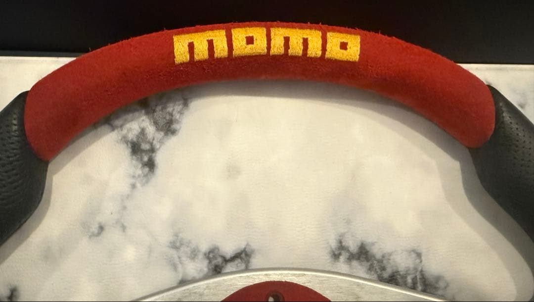 momo ステアリング　モモ　ハンドル　D型