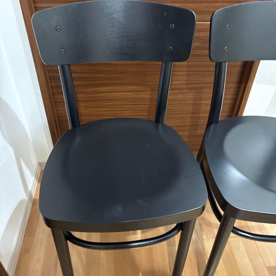 IKEA黒の木製ダイニングチェア2脚セット