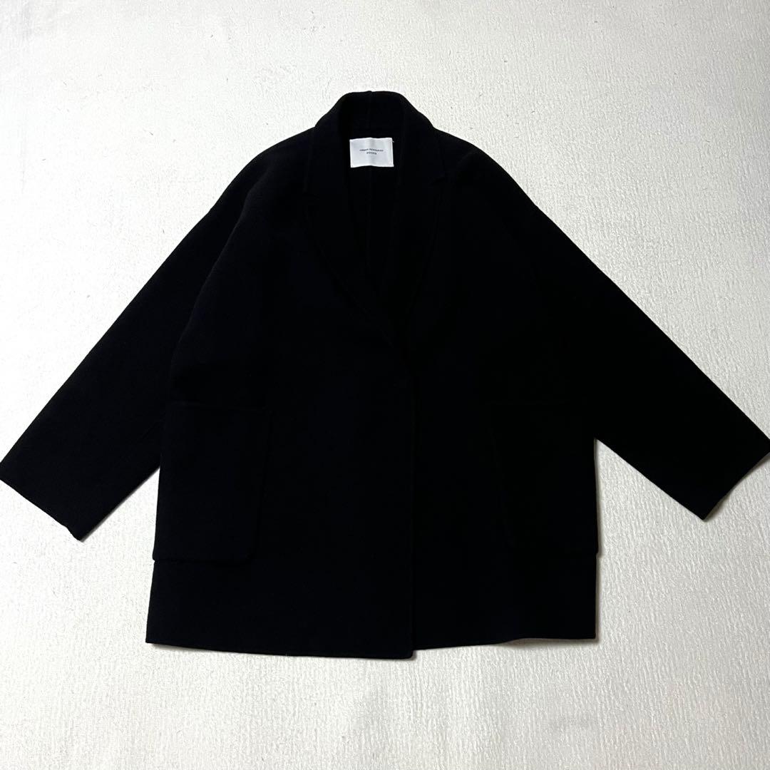 美品 アーバンリサーチドアーズ ウールテーラーカラーショートコート 黒