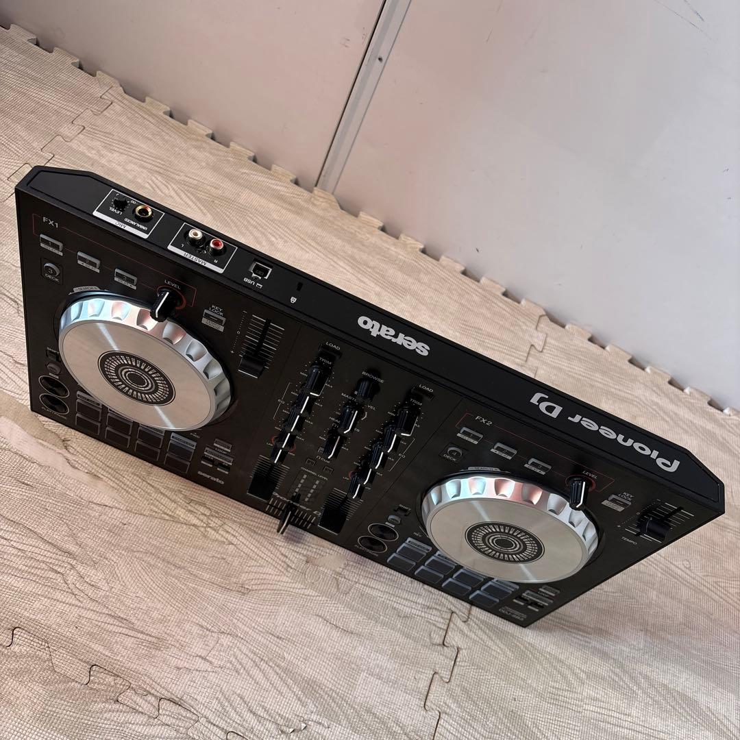 Pioneer DDJ-SB3 美品ですが動作確認出来ない為ジャンク扱い