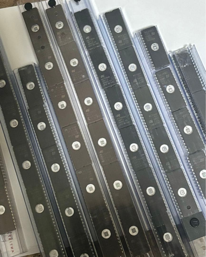 M27C64A-15F1 5880X 1340Lファミコン等　60オーバーセット