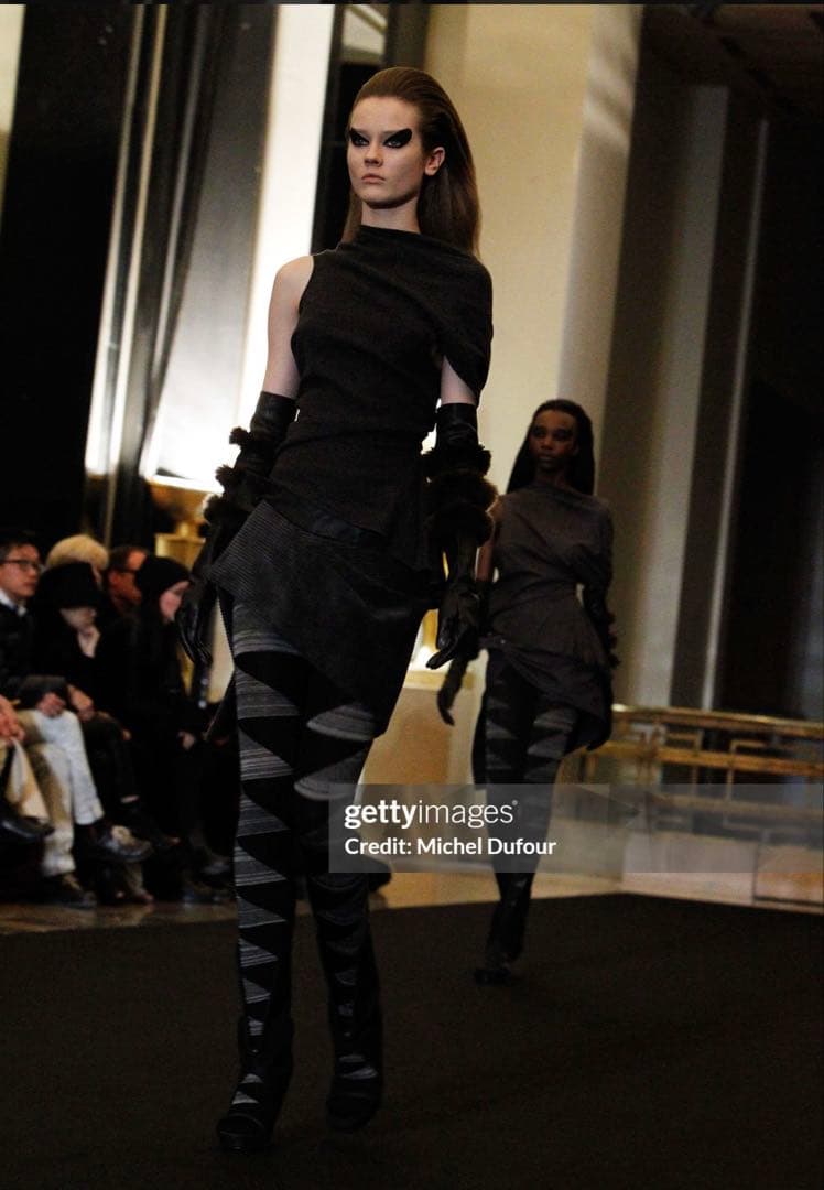 リックオウエンス 変形 ワンピース 切り替え シルク素材 黒色