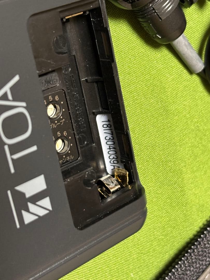 B.TOA 　WM-1320　新古品　 タイピンワイヤレスマイク頻度僅か