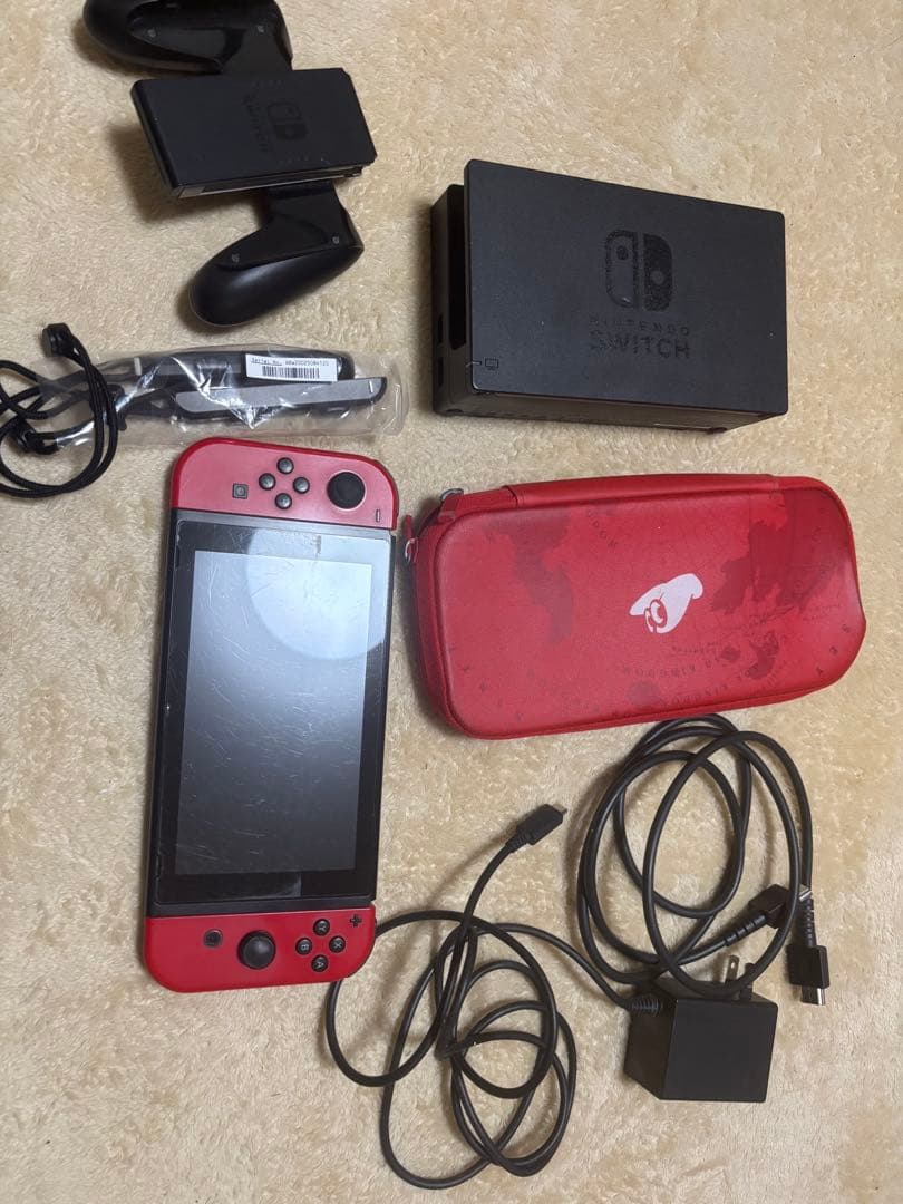 Nintendo Switch マリオレッド