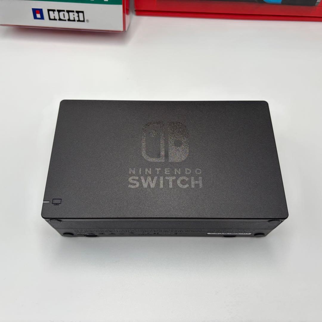 Nintendo Switch 本体 HORI ケース Joy-Con