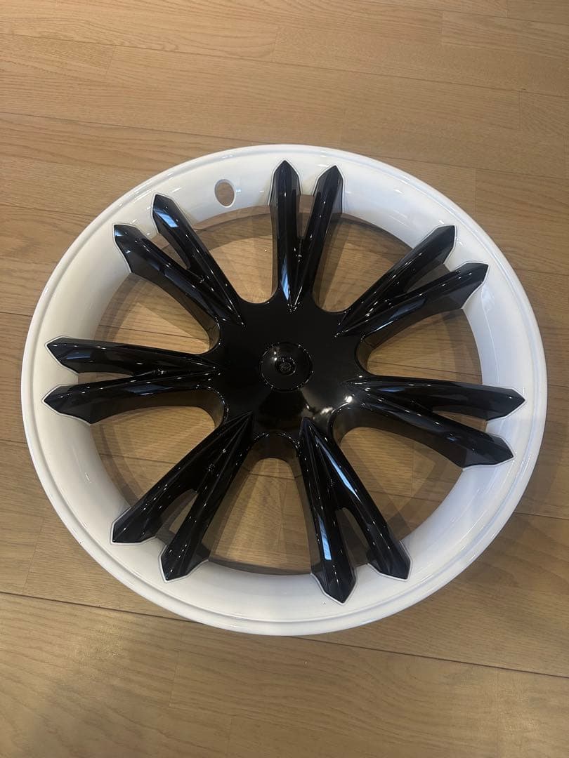 Tesla モデルY 19インチホイールカバー×4
