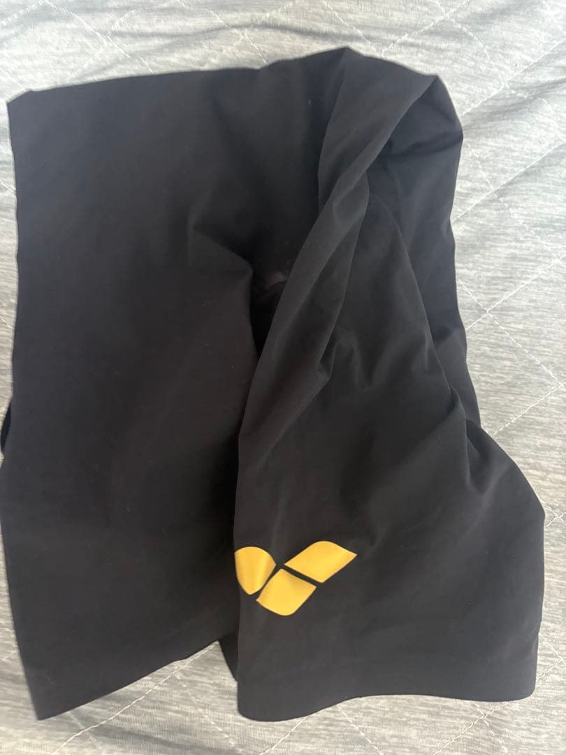 arena carbon air2 ブラック×ゴールド