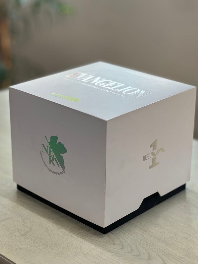 エヴァンゲリオン初号機　AirPods Pro 2ケース　（本体は付属しません）