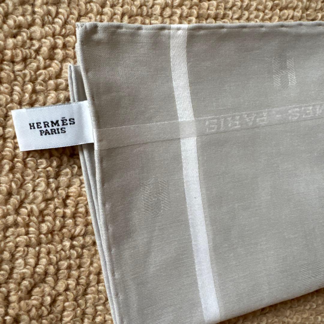 新品未使用 エルメス HERMES ハンカチ 2枚セット グレーピンク紙袋リボン