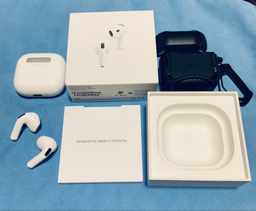 AirPods 4 (ANC) 本体 ESRケース付き おまけ付き