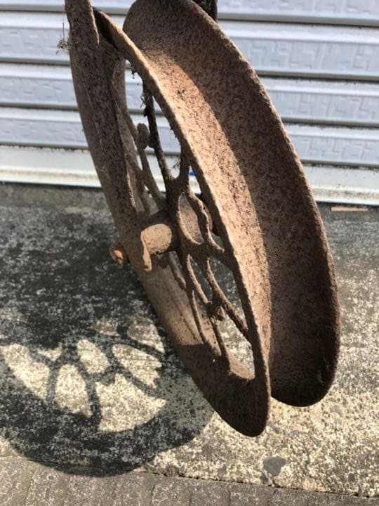 昭和レトロ・大正レトロ・アンティーク・井戸の滑車・インテリア・映画撮影・古民家